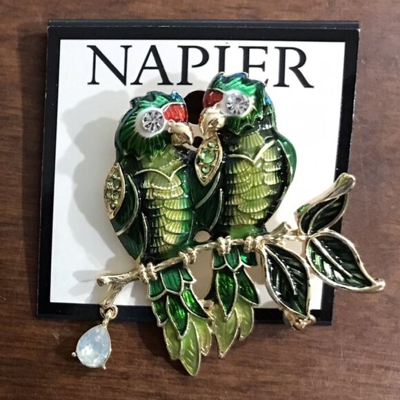 NAPIER Tropical Pair of Parrots Gold Green & Red Enamel Crystal Brooch Pin**NEW! - Picture 2 of 2